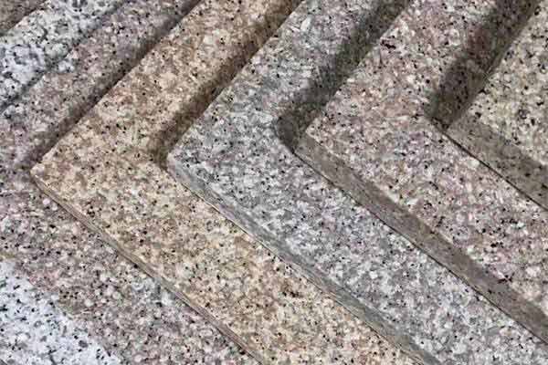 不是所有的仿石漆都叫石感漆，石感漆擁有的研發(fā)創(chuàng)新、嚴(yán)苛品控、穩(wěn)定供應(yīng)、成熟經(jīng)銷體系也是其他競品無法比擬的。